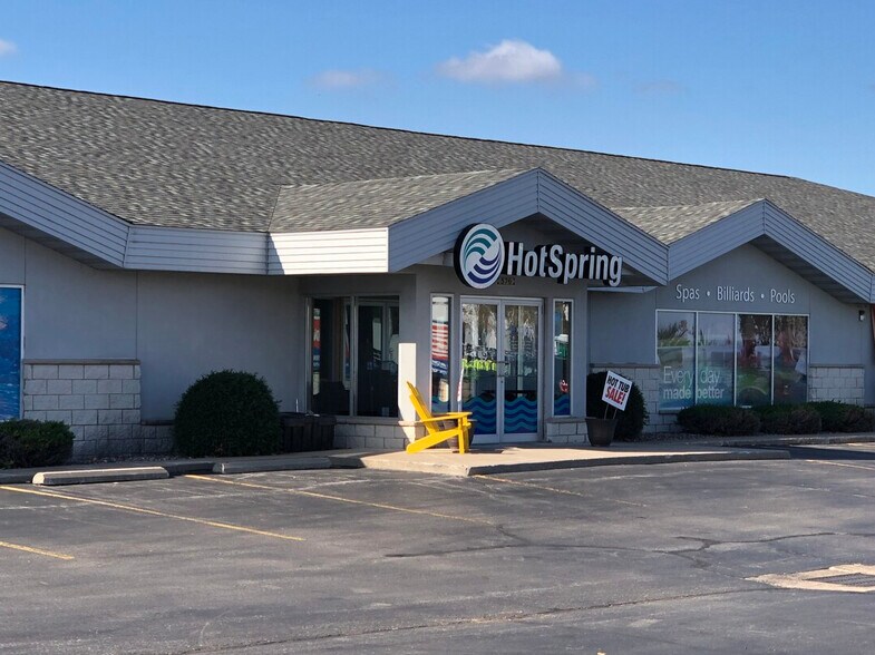 572-576 Theater Rd, Onalaska, WI à louer - Photo de l’immeuble – Image 2 sur 17