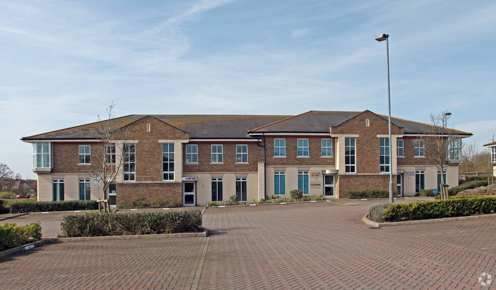 3-9 Shirwell Cres, Milton Keynes à vendre - Photo de l’immeuble – Image 1 sur 3
