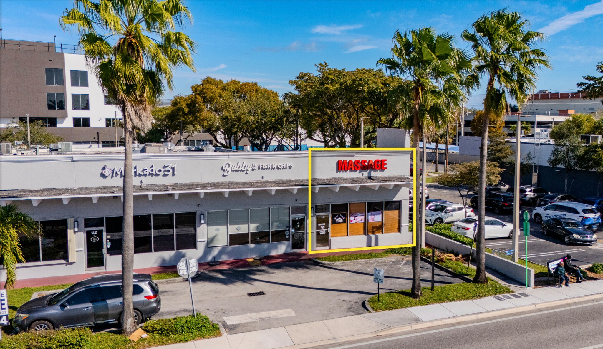 16391 NE 11th Ave, North Miami Beach, FL à louer Photo principale– Image 1 sur 4