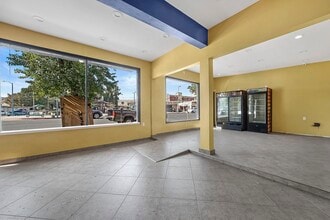 4832-4850 Lankershim Blvd, North Hollywood, CA à louer Photo intérieure– Image 2 sur 8