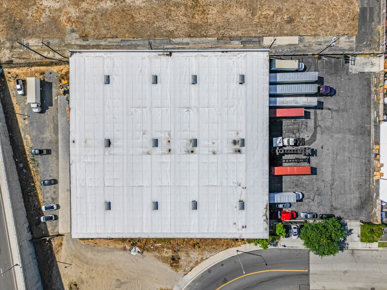 13360 Molette St, Santa Fe Springs, CA à louer - Photo de l’immeuble – Image 2 sur 18