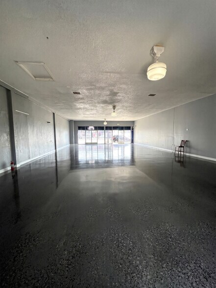 799-803 S Long Beach Blvd, Compton, CA à vendre - Photo intérieure – Image 3 sur 8
