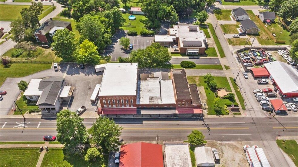 131 N Main St, Smiths Grove, KY à vendre - Photo de l’immeuble – Image 3 sur 32