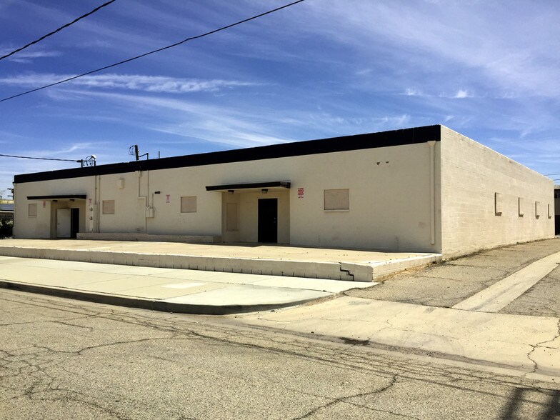 44824 Yucca Ave, Lancaster, CA à vendre - Photo principale – Image 1 sur 8