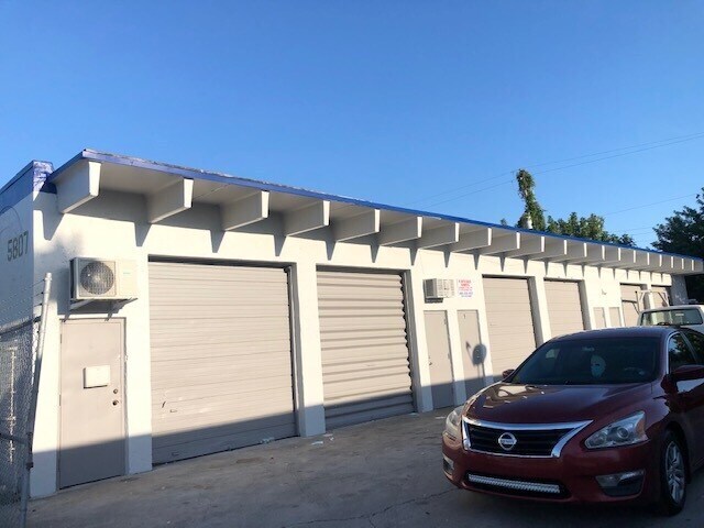 5661 Plunkett St, Hollywood, FL à louer - Photo de l’immeuble – Image 3 sur 5