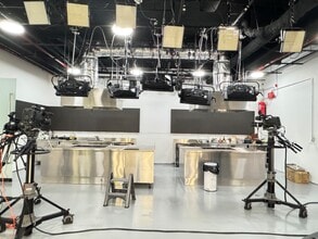 3447 Collins Pl, Flushing, NY à louer Photo intérieure– Image 2 sur 6