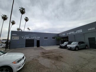 Plus de détails pour 14855 Bessemer St, Van Nuys, CA - Local commercial, Industriel/Logistique à louer