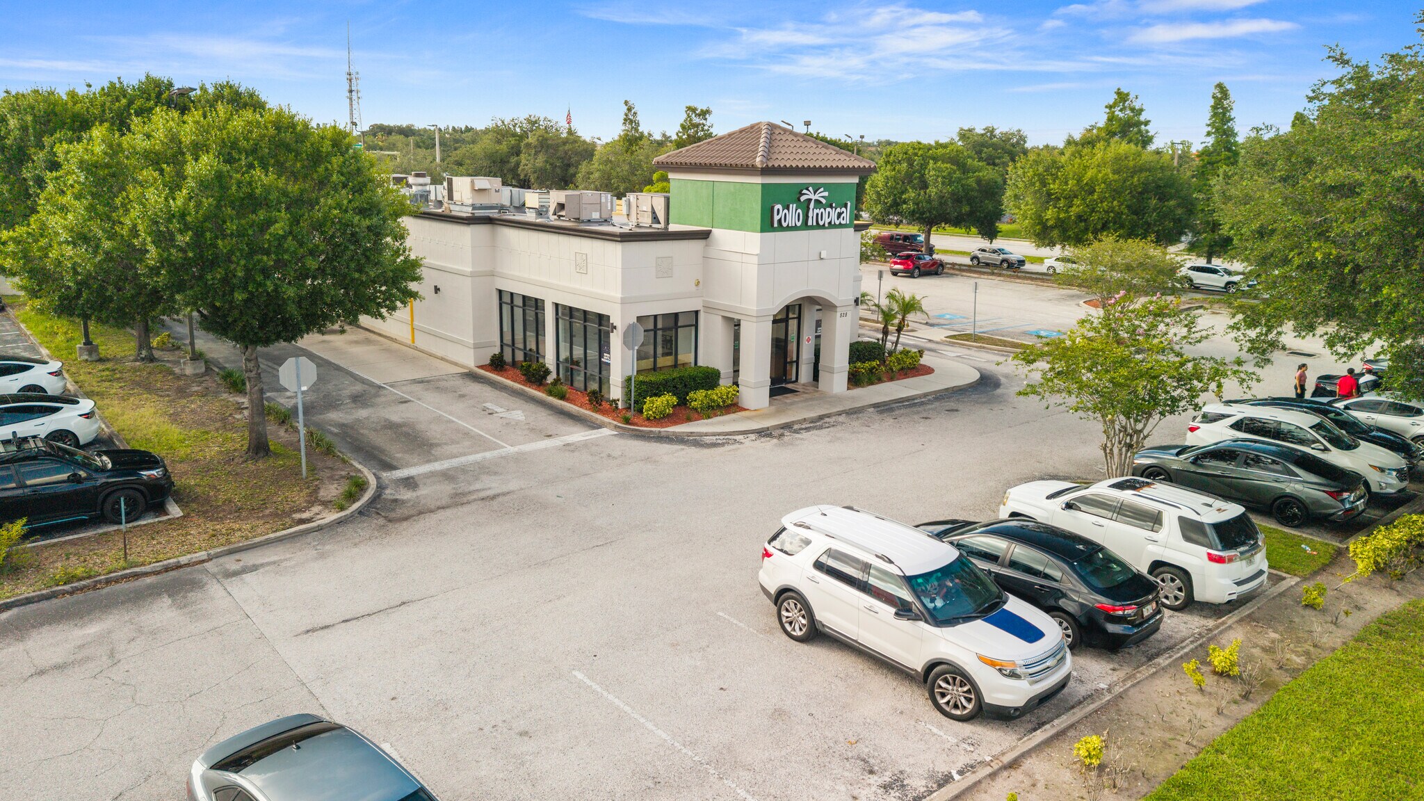 828 Providence Rd, Brandon, FL à vendre Photo de l’immeuble– Image 1 sur 10