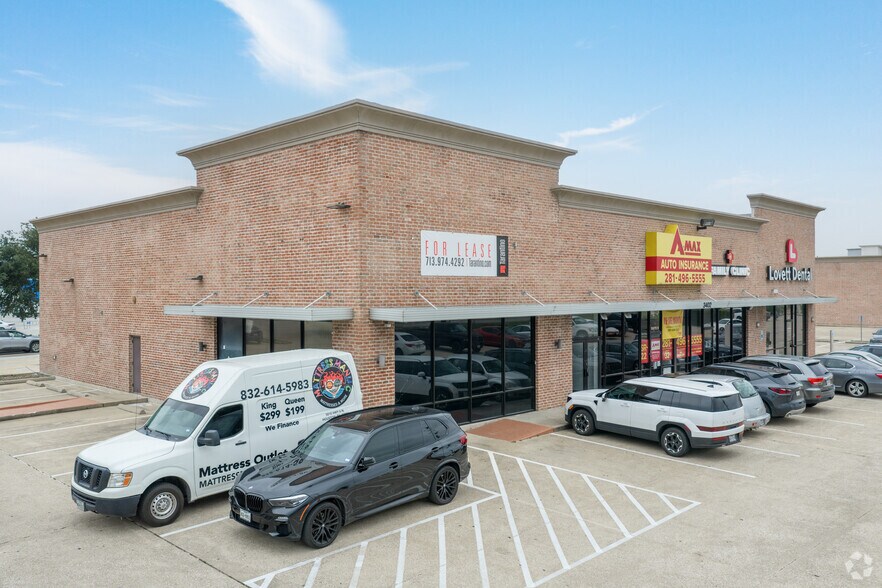 3402 Hwy 6, Houston, TX à louer - Photo de l’immeuble – Image 1 sur 11