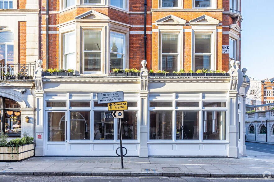 78 Duke St, Londres à louer - Photo de l’immeuble – Image 2 sur 3