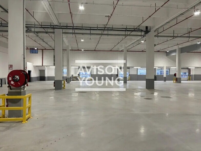 Local d’activités dans Gennevilliers à louer - Photo intérieure – Image 3 sur 12