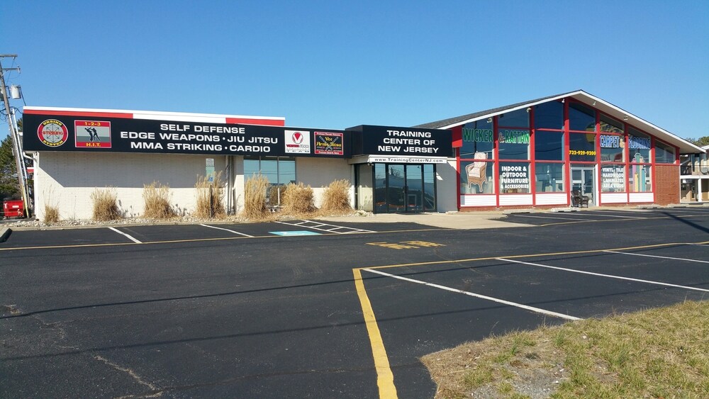 Toms River Route 37 Investment portefeuille de 3 biens à vendre sur LoopNet.fr Photo de l’immeuble– Image 1 sur 23