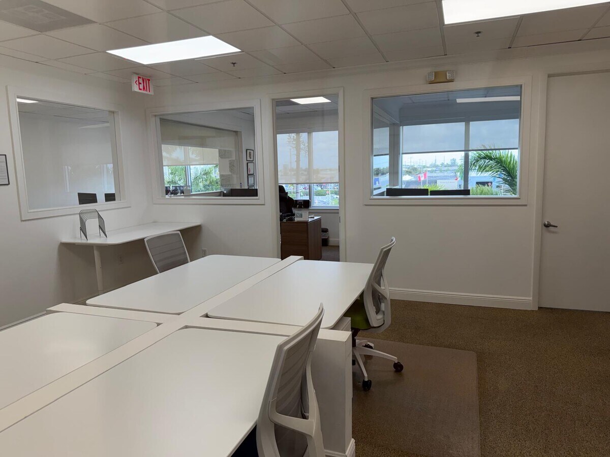 7950 NW 53rd St, Doral, FL 33166 - Lot 336 -  - Photo intérieure - Image 1 of 4