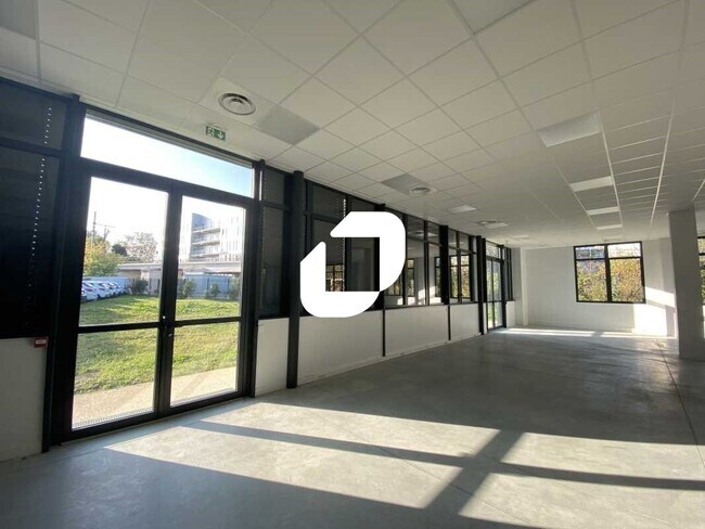 Plus de détails pour 23 Bis Rue Saint Jean De Dieu, Lyon - Bureau à louer