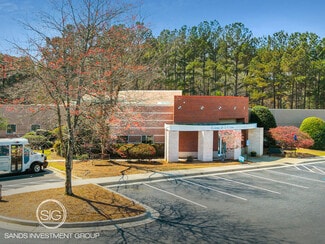 Plus de détails pour 4785 Peachtree Corners Cir, Peachtree Corners, GA - Local commercial à vendre