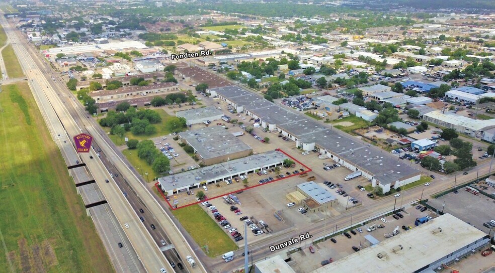 8600 Westpark Dr, Houston, TX à louer - Photo de l’immeuble – Image 3 sur 3