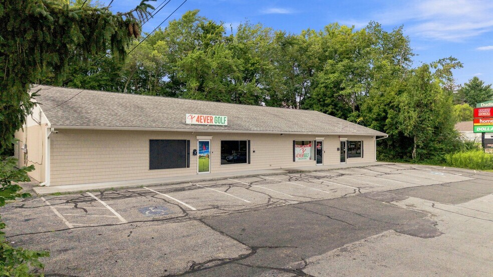 184 W Main St, Dudley, MA à vendre - Photo de l’immeuble – Image 3 sur 43