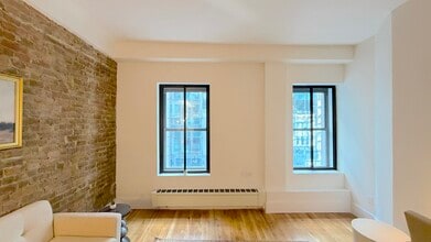 16 E 41st St, New York, NY à louer Photo intérieure– Image 2 sur 6