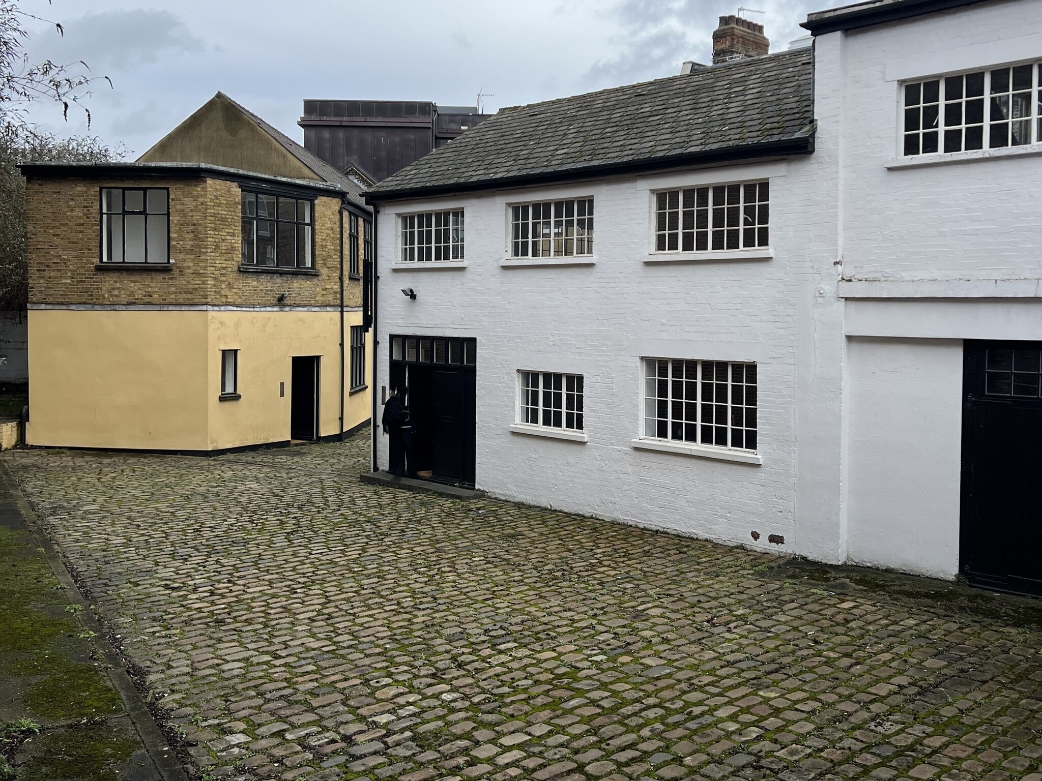 2 Queenstown Rd, Londres à louer Photo de l’immeuble– Image 1 sur 10