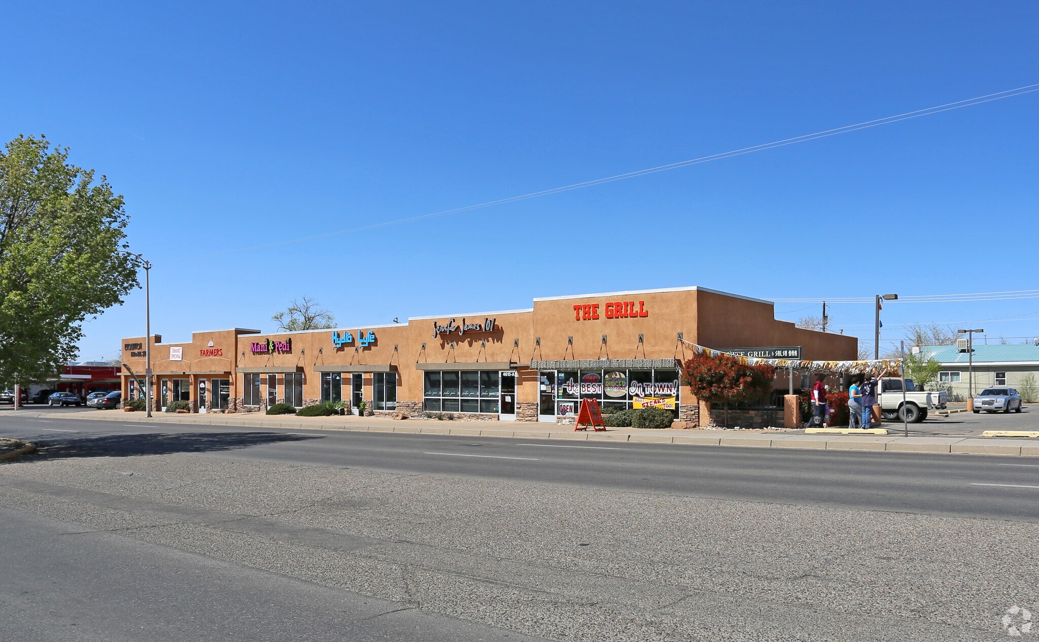 4605-4615 Menaul Blvd NE, Albuquerque, NM à louer Photo principale– Image 1 sur 21