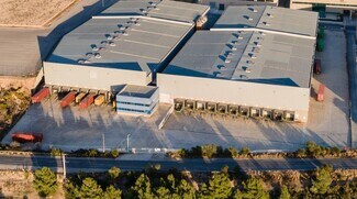 Plus de détails pour Carrer Boters, 3-5, La Bisbal del Penedès - Bureau, Industriel/Logistique à louer