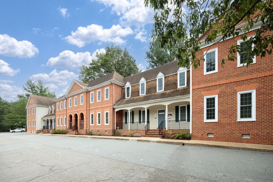 8401 Patterson Ave, Richmond, VA à louer - Photo de l’immeuble – Image 2 sur 32