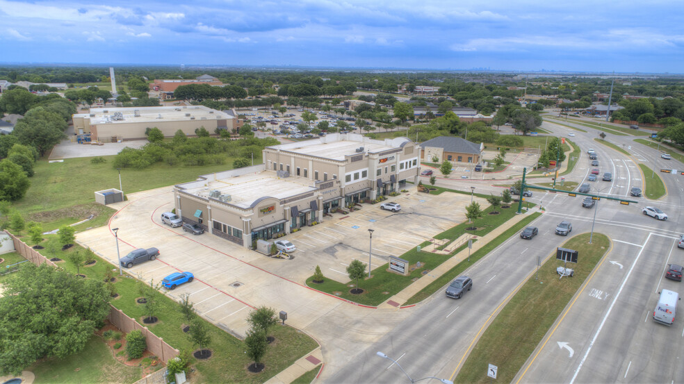 2840 Flower Mound Rd, Flower Mound, TX à louer - Photo de l’immeuble – Image 2 sur 26
