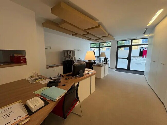 Plus de détails pour Bureau à vendre