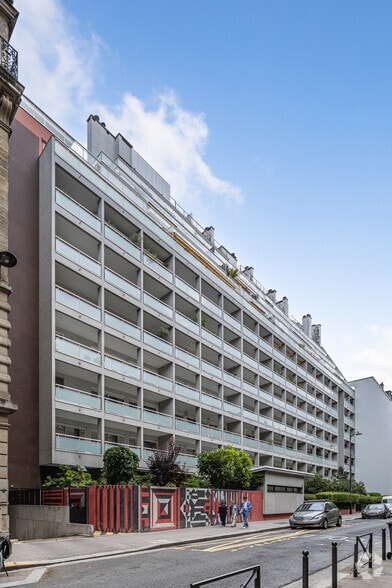 6-8 Rue Du Général Camou, Paris à vendre - Photo de l’immeuble – Image 2 sur 12