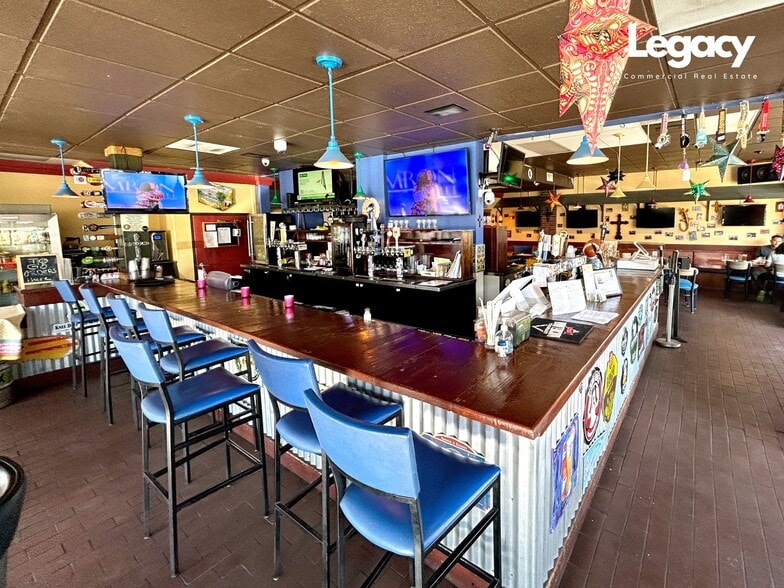 1215-1227 El Prado Ave, Torrance, CA à louer - Photo intérieure – Image 3 sur 13