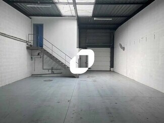 Plus de détails pour Bureau, Local d'activités à louer