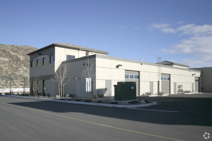 8545 Double R Blvd, Reno, NV à louer - Photo de l’immeuble – Image 2 sur 10