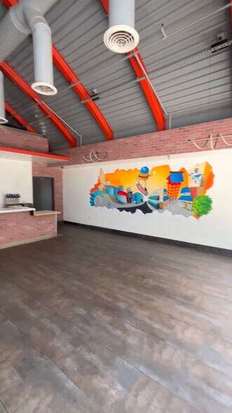 401 E 2nd St, Los Angeles, CA à louer - Vidéo sur l’annonce professionnelle – Image 2 sur 5