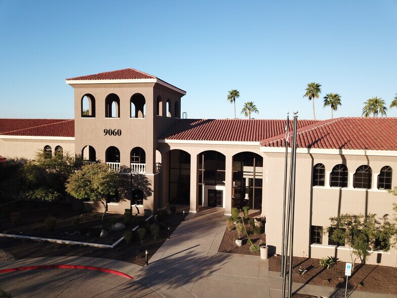 9060 E Via Linda Blvd, Scottsdale, AZ à louer - Photo de l’immeuble – Image 1 sur 2