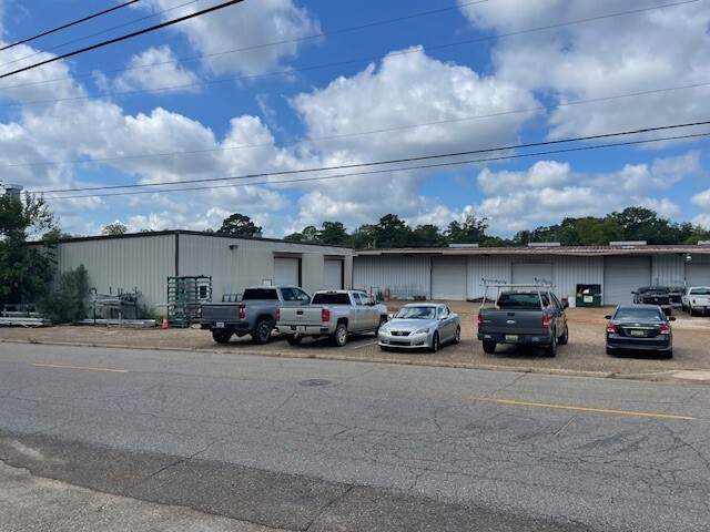824 S Foster St, Dothan, AL à vendre - Photo de l’immeuble – Image 2 sur 6