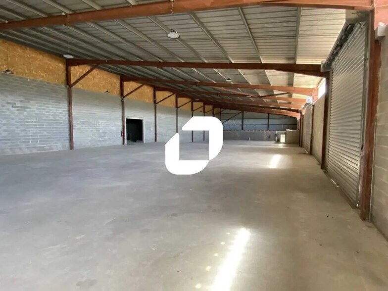 Bureau dans Cournonterral à louer - Photo de l’immeuble – Image 3 sur 11