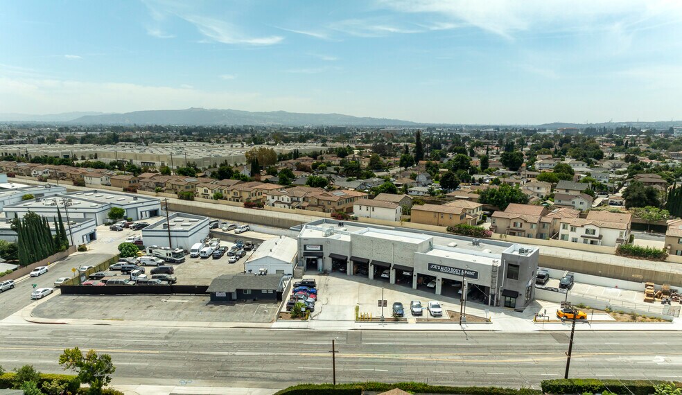 9334 Lower Azusa Rd, Temple City, CA à vendre - Photo de l’immeuble – Image 2 sur 19