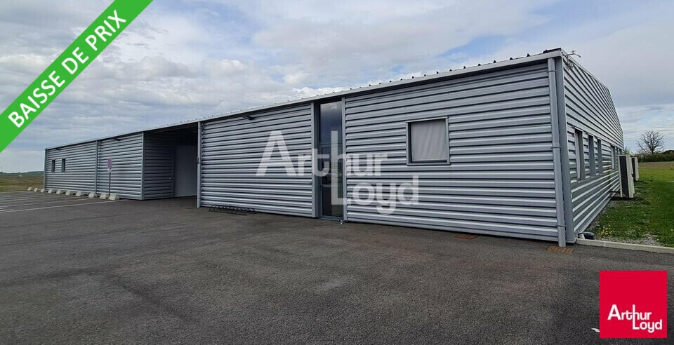 Local d'activités dans Issoudun à vendre - Photo de l’immeuble – Image 1 sur 1