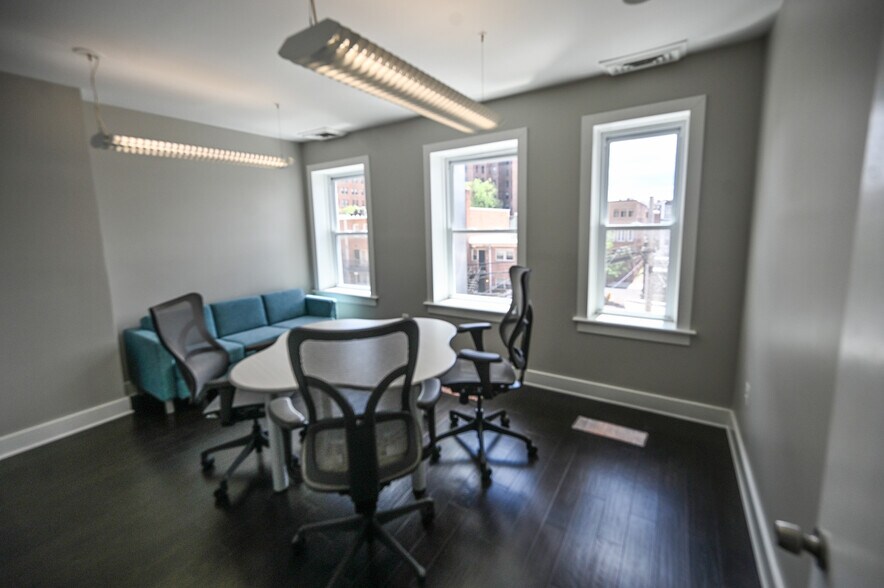 1636 R St NW, Washington, DC à louer - Photo de l’immeuble – Image 3 sur 5