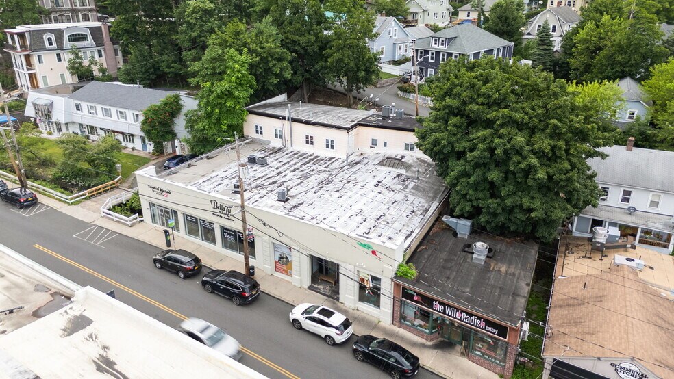 168-172 Main St, Nyack, NY à vendre - Photo de l’immeuble – Image 2 sur 57