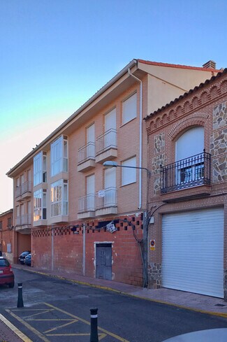 Plus de détails pour Calle Núñez Balboa, 14, Torrijos - Logement à vendre