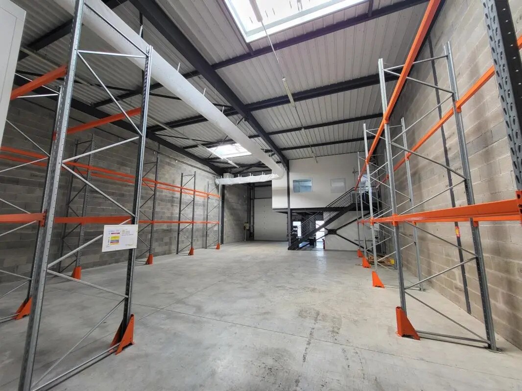 Local d’activités dans Corbas à louer Photo intérieure– Image 1 sur 8