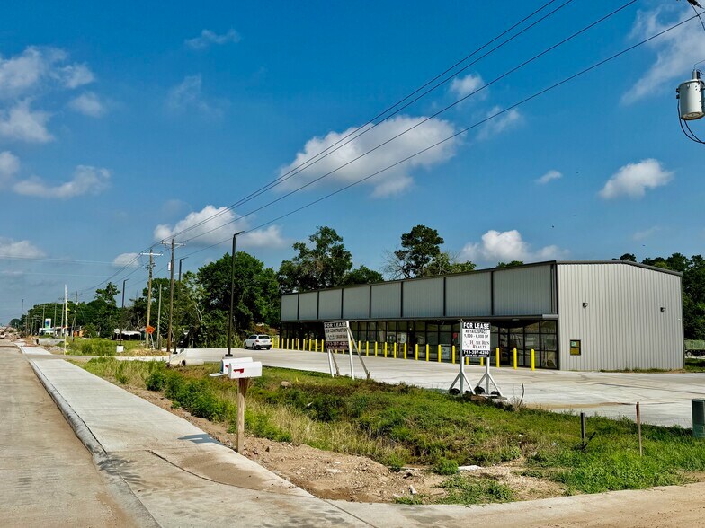 18491 Highway 105, Cleveland, TX à louer - Photo de l’immeuble – Image 2 sur 2