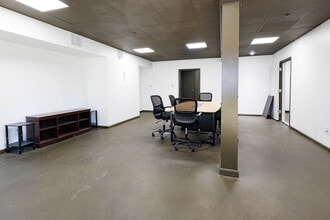 21 W Mountain St, Fayetteville, AR à louer Photo intérieure– Image 2 sur 5