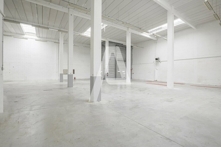 28 Rue Vladimir Jankelevitch, Émerainville à louer - Photo intérieure – Image 1 sur 5
