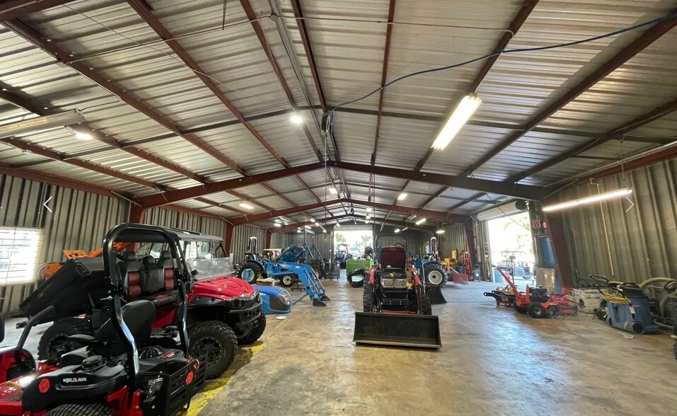 1904 NE Jacksonville Rd, Ocala, FL à louer - Photo intérieure – Image 3 sur 15