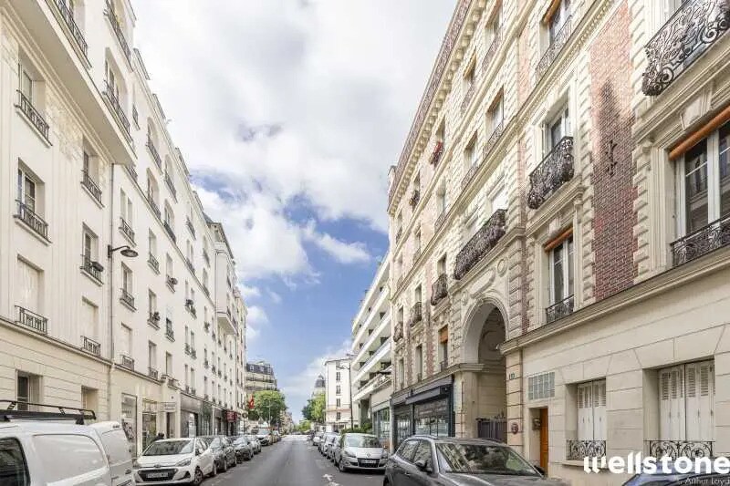 Bureau dans Paris à vendre - Photo de l’immeuble – Image 1 sur 1