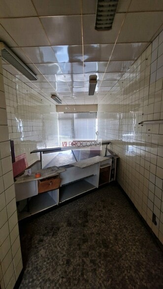 Local commercial dans Montigny-lès-Metz à vendre - Photo de l’immeuble – Image 1 sur 4