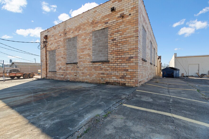 120 E Broadway St, West Memphis, AR à vendre - Photo de l’immeuble – Image 2 sur 17