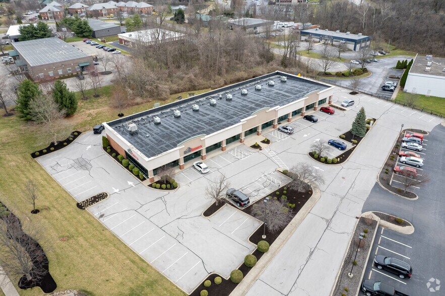 13301-13309 Magisterial Dr, Louisville, KY à louer - Aérien – Image 3 sur 6